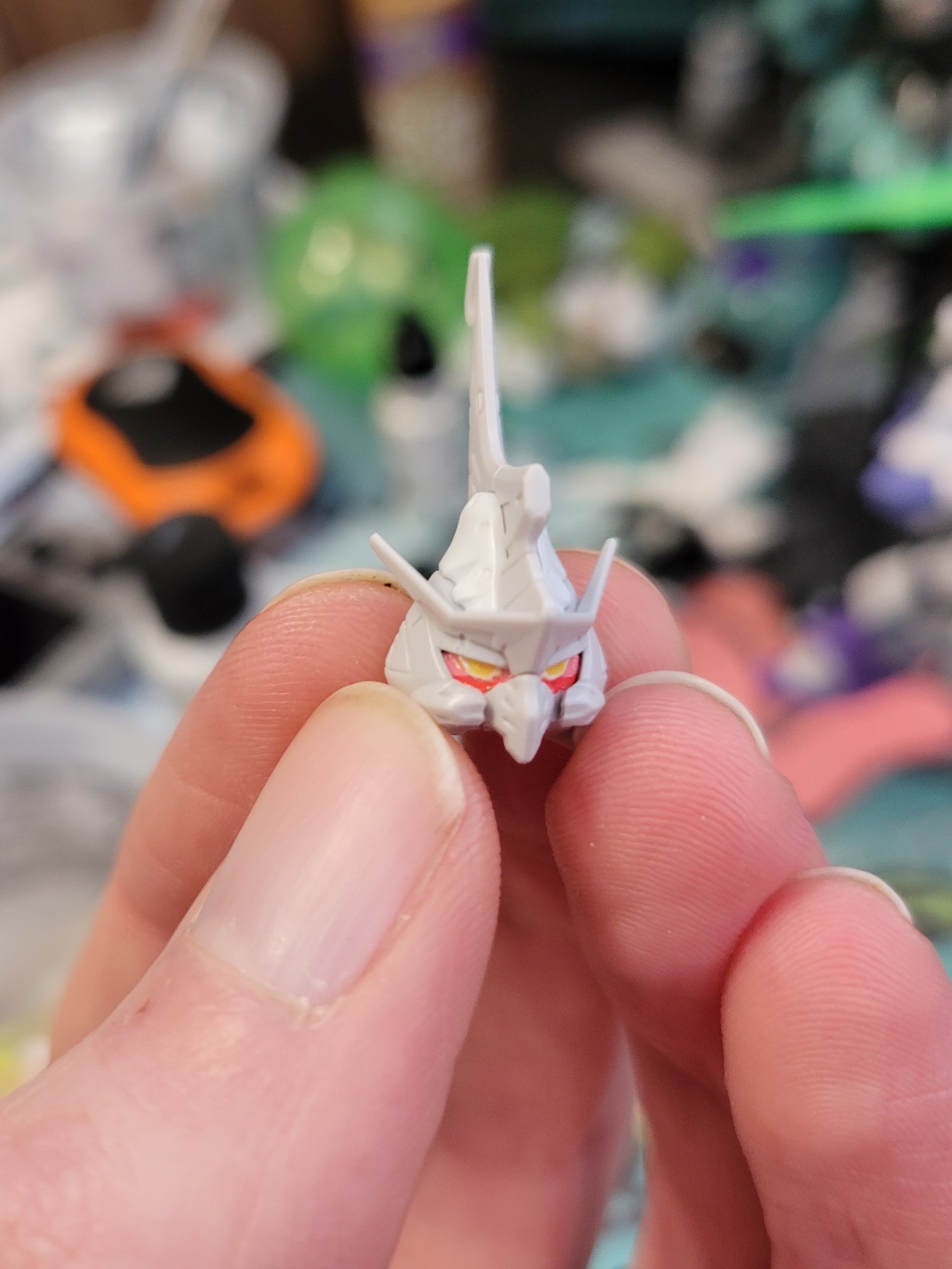 the fully assembled HG Kimaris Trooper head with painted eyes